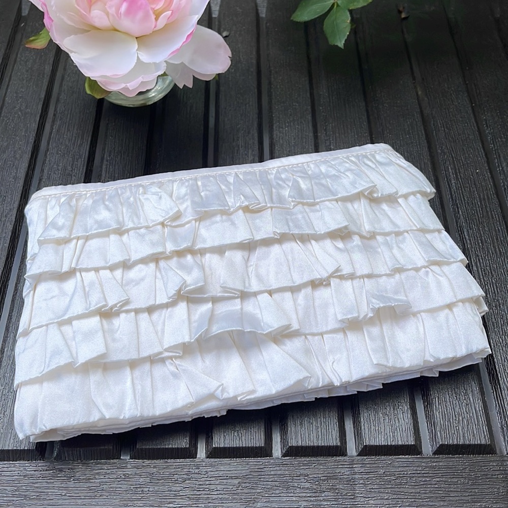 Ivory Ruffle Makeup Bag - Picture 4 of 12